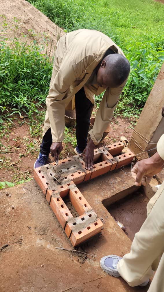 Training on the use of construction technology in the Row Lock Bond system; organized for the Trades Teaching Centers in Cibitoke.